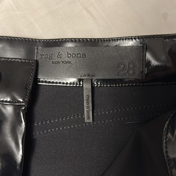 Rag and Bone black skinny vinyl pants size 28, never worn!!! - Picture 3 of 3